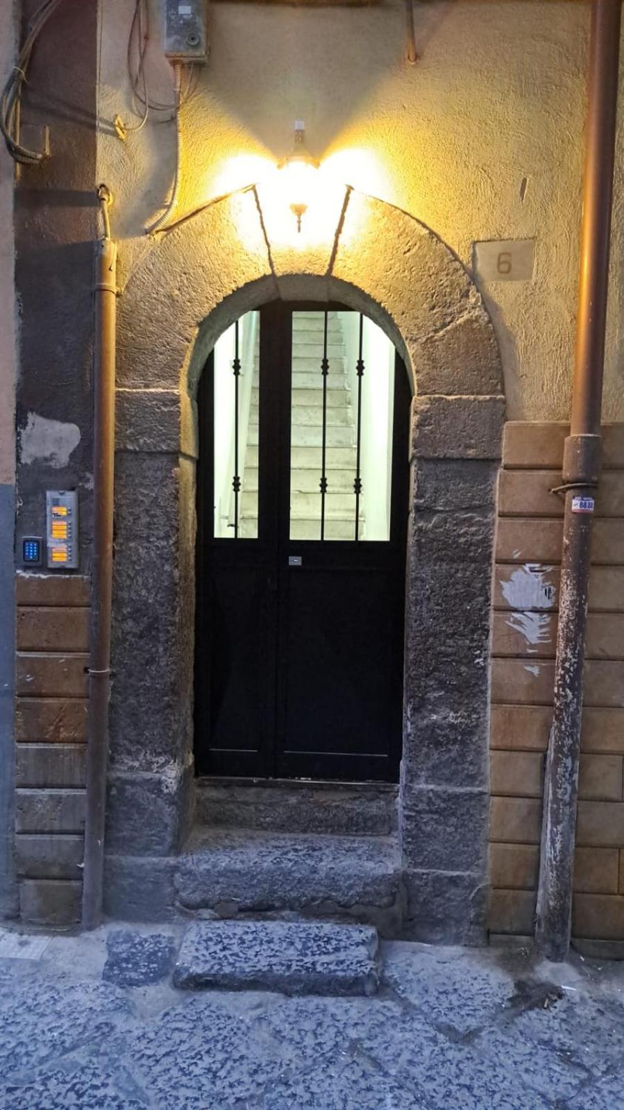 Apartment Old And Young Naples
